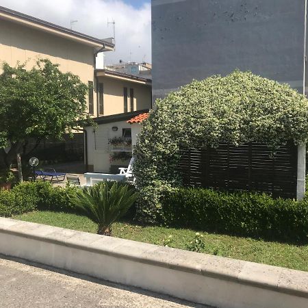 Impero 6 Appartement Scauri  Buitenkant foto